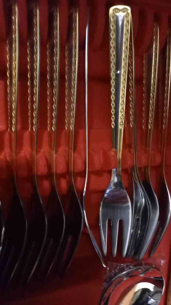 Jídelní set - foto 6