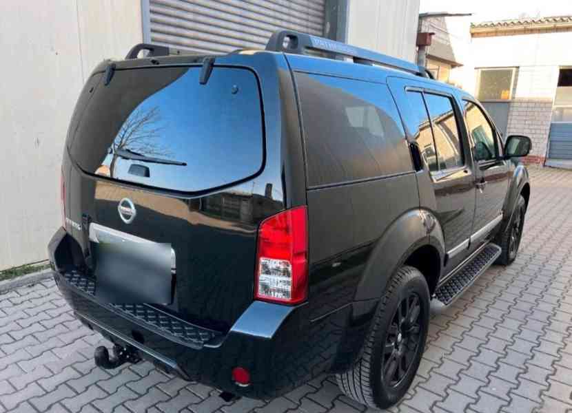 Nissan Pathfinder 3.0 dCi LE 170kw - foto 5