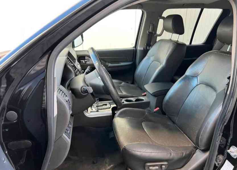 Nissan Pathfinder 3.0 dCi LE 170kw - foto 7