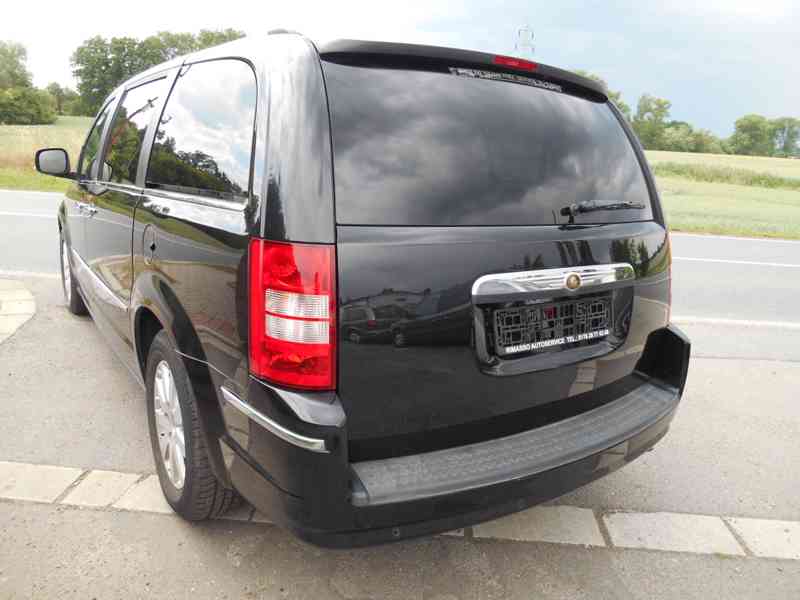 Chrysler Grand Voyager 3,8 RT EU CH Limited 2011 - foto 5