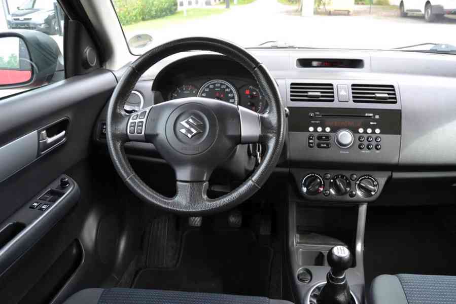Suzuki Swift 1.3i 16V 68kW Dance 5dv. - foto 7