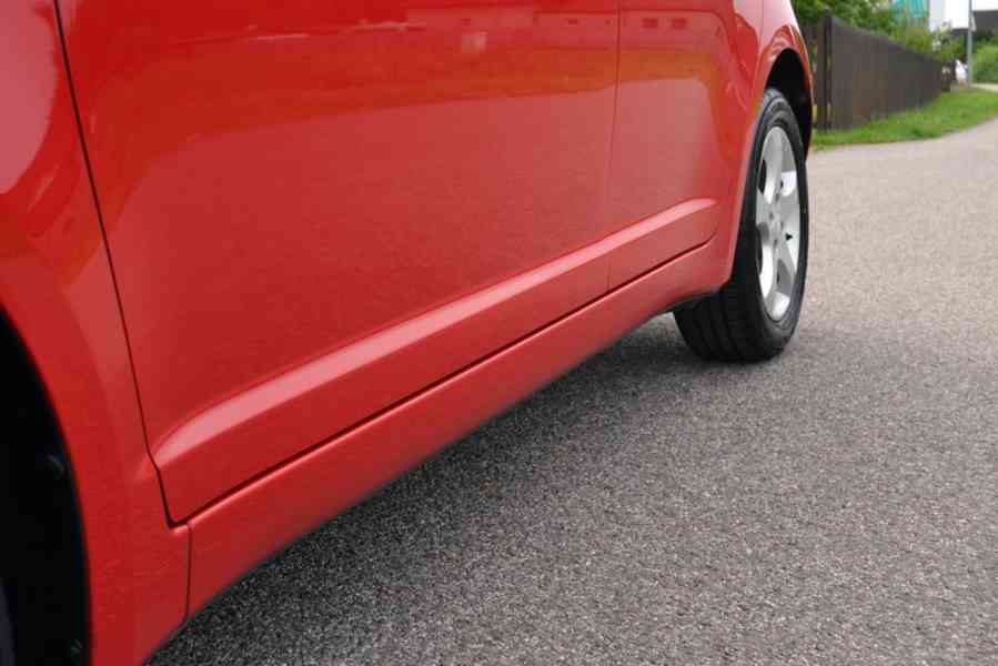 Suzuki Swift 1.3i 16V 68kW Dance 5dv. - foto 17