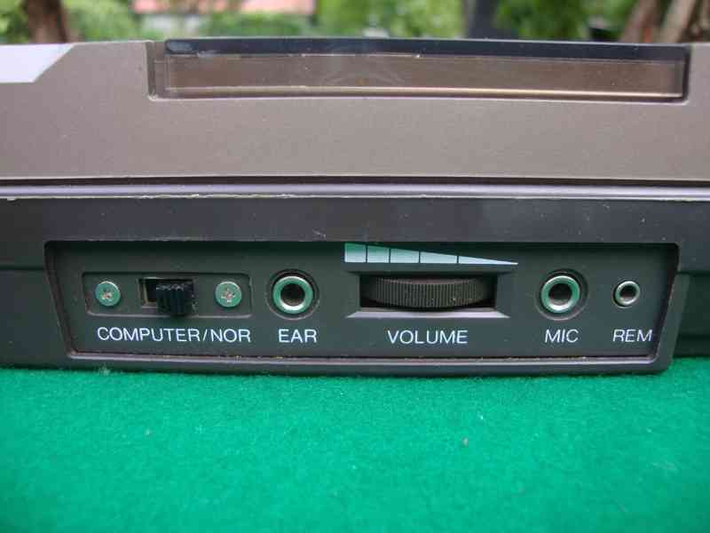 Kazetový magnetofon DAEWOO CT 650 funkční super stav - foto 5