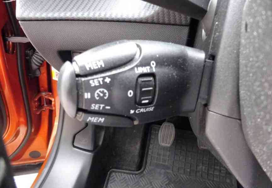 Peugeot 2008 1.5 BlueHDi r.v.2020 1.Maj.serv.kníž.ČR - foto 23