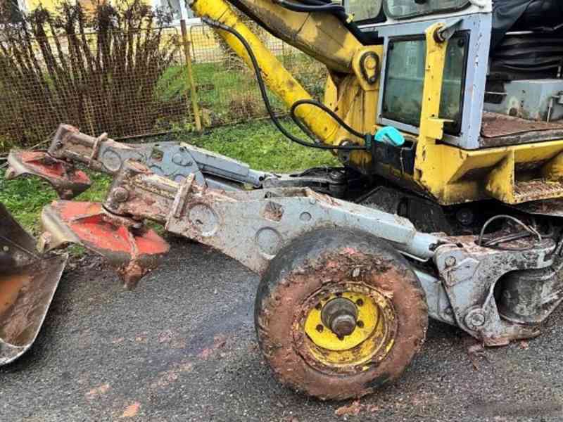 MenziMuck A71 mobil bagr kráčivka 9t pavouk rypadlo - foto 7