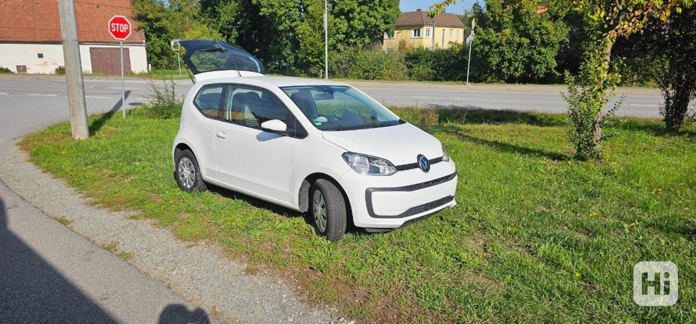 Volkswagen up! Ap. - foto 1