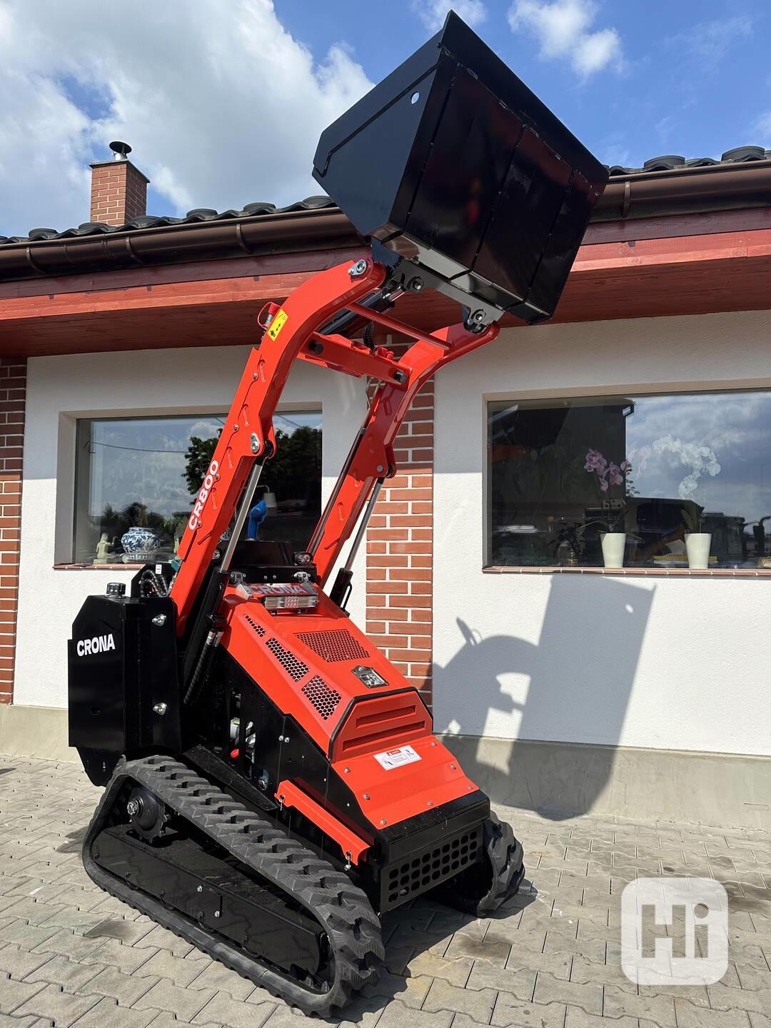 Smykový nakladač CR800- Kubota, 17,1 KW - foto 1