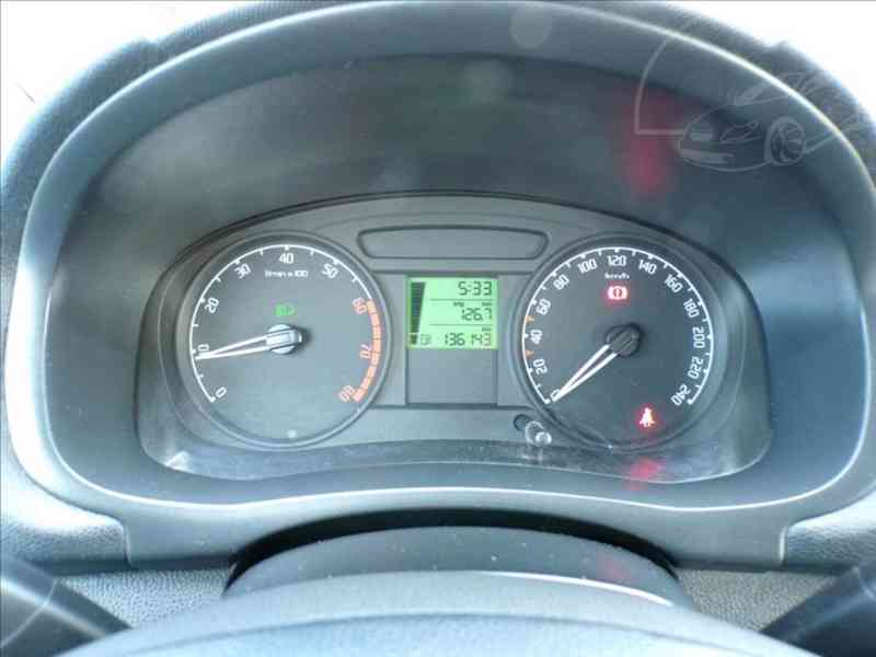 Škoda Fabia 1,2 HTP KLIMATIZACE - foto 6