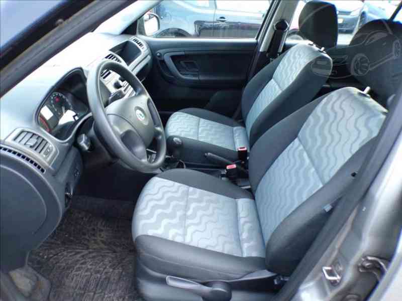 Škoda Fabia 1,2 HTP KLIMATIZACE - foto 7