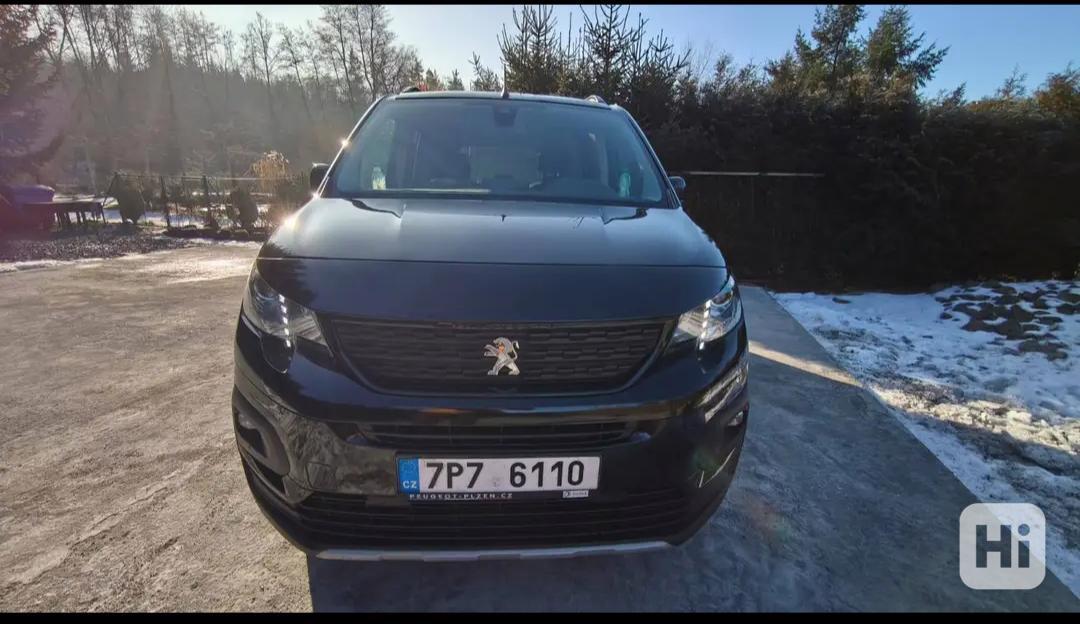 Auto  - foto 1