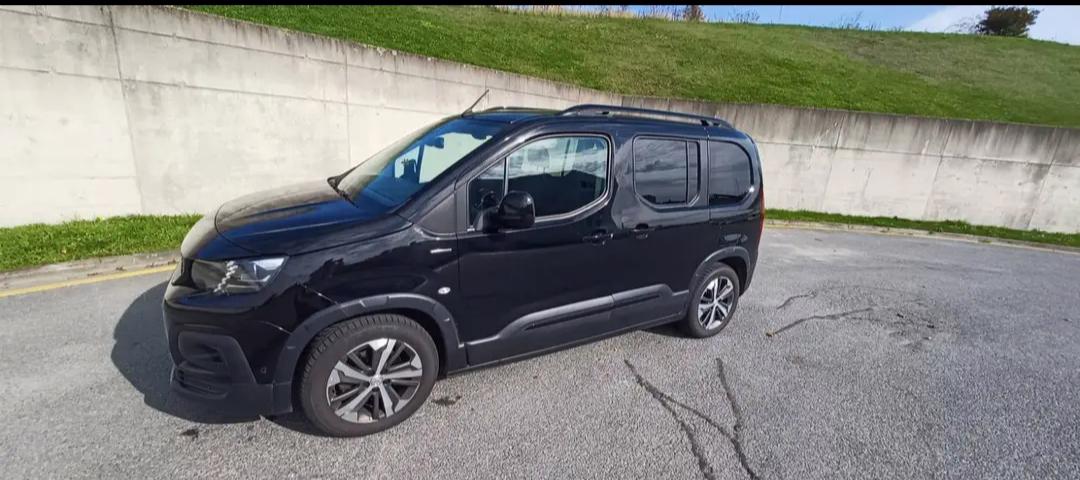 Auto  - foto 3