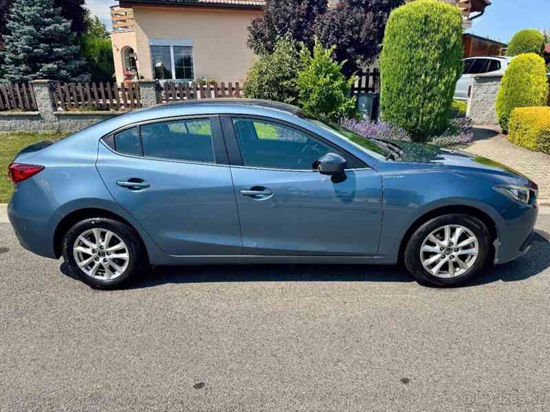 Mazda 3 1,5 - foto 2