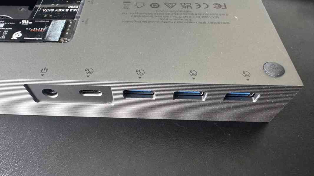 Docking station v záruce 2 SSD sloty, 11 v 1, Thunderbolt 3 - foto 3