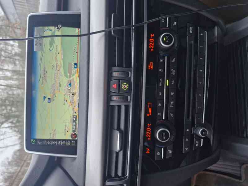 Prodám BMW X5 x Drive 30d r.v.2015, STK do 5/2027 - foto 10