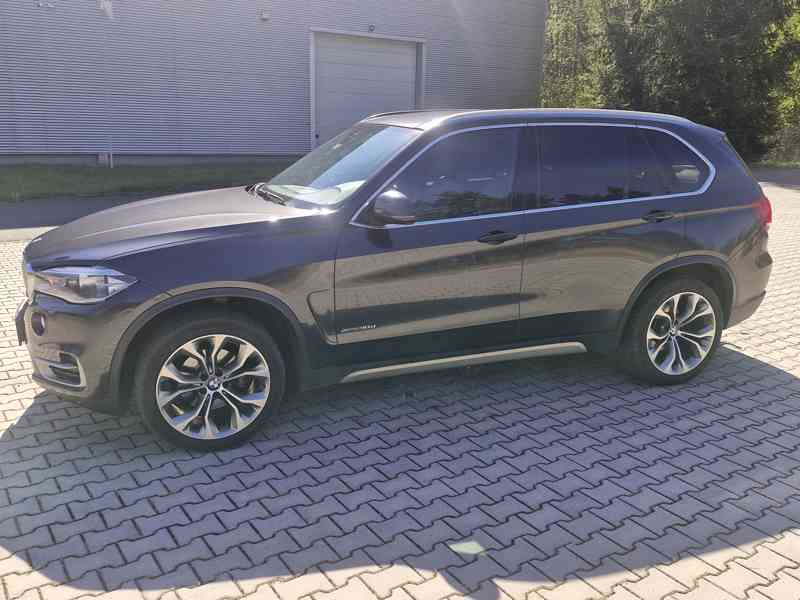 Prodám BMW X5 x Drive 30d r.v.2015, STK do 5/2027 - foto 2