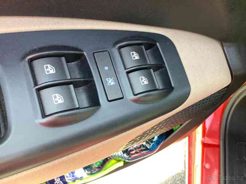 Fiat Dobló 1,6   JTD MultiJet2 70kW MPV - foto 16
