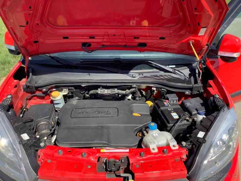 Fiat Dobló 1,6   JTD MultiJet2 70kW MPV - foto 15
