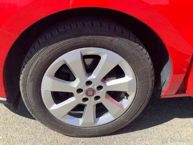 Fiat Dobló 1,6   JTD MultiJet2 70kW MPV - foto 20