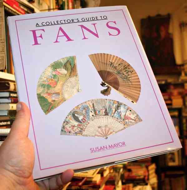 A COLLECTOR'S GUIDE TO FANS - nesehnatelné!!! - foto 1