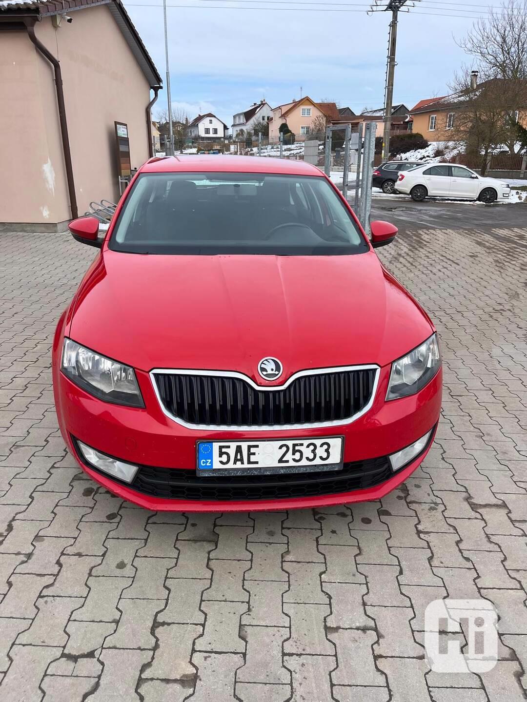 Škoda Octavia - foto 1