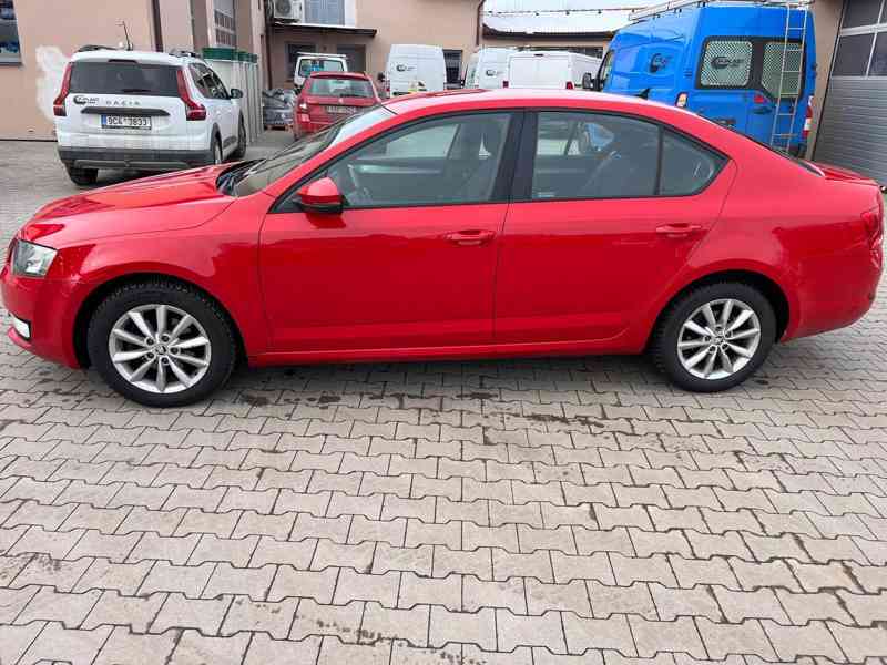 Škoda Octavia - foto 3