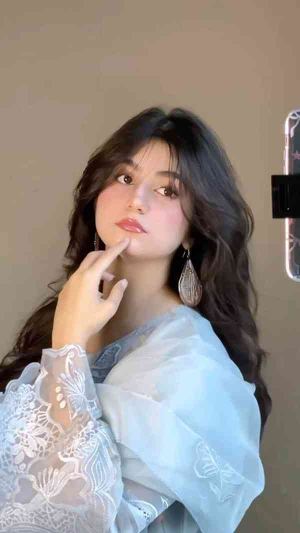 Call Girls in Bahria Town 03290833300 VIP Escorts 24/7 - foto 1