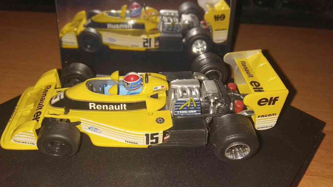 F1 Renault RS01 #15 J.-P. Jabouille 1977 Quartzo Q4049 1:43 - foto 2