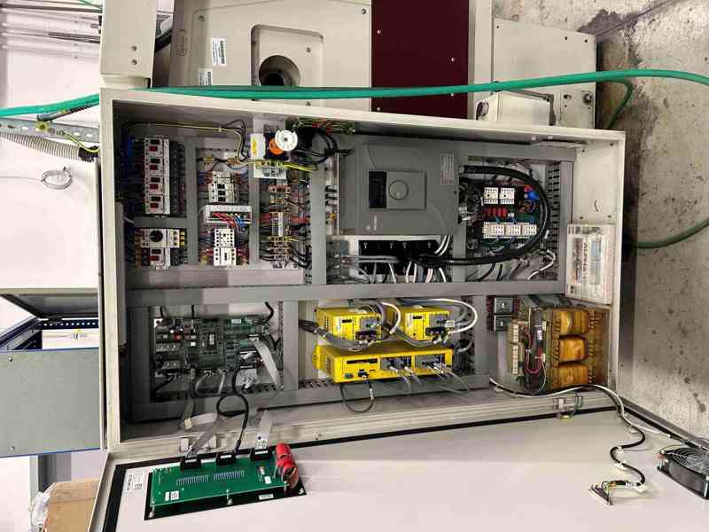 Použitý CNC soustruh ALPHA 400 T, r. v. 2005 - foto 9