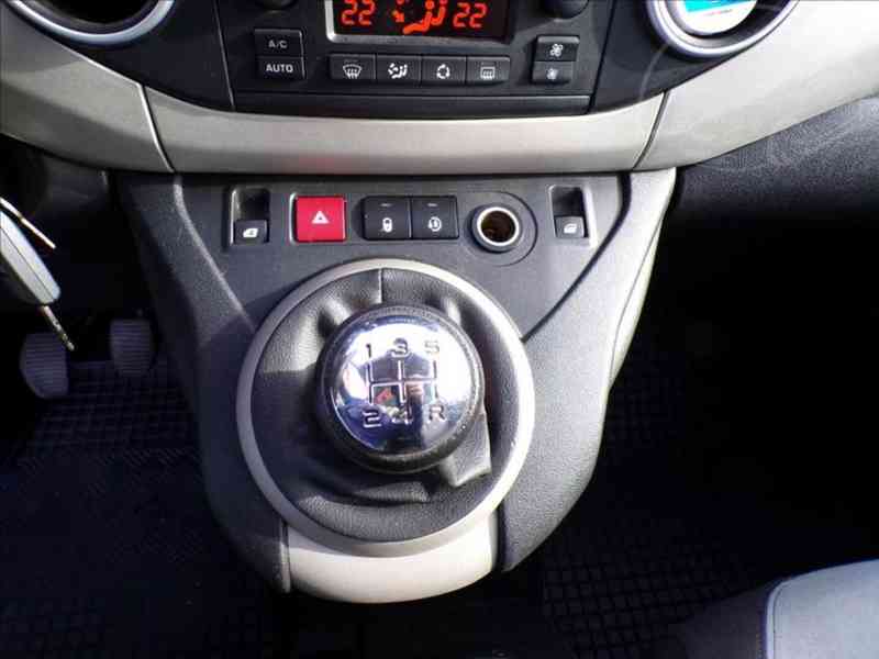 Citroën Berlingo 1,6 HDI PANORAMA,DIGI.KLIMA - foto 7