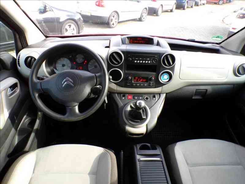 Citroën Berlingo 1,6 HDI PANORAMA,DIGI.KLIMA - foto 5