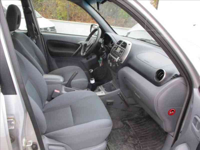 Toyota RAV4 2,0 VVT-i N1,TAŽNÉ ZAŘÍZENÍ,4x4 - foto 10