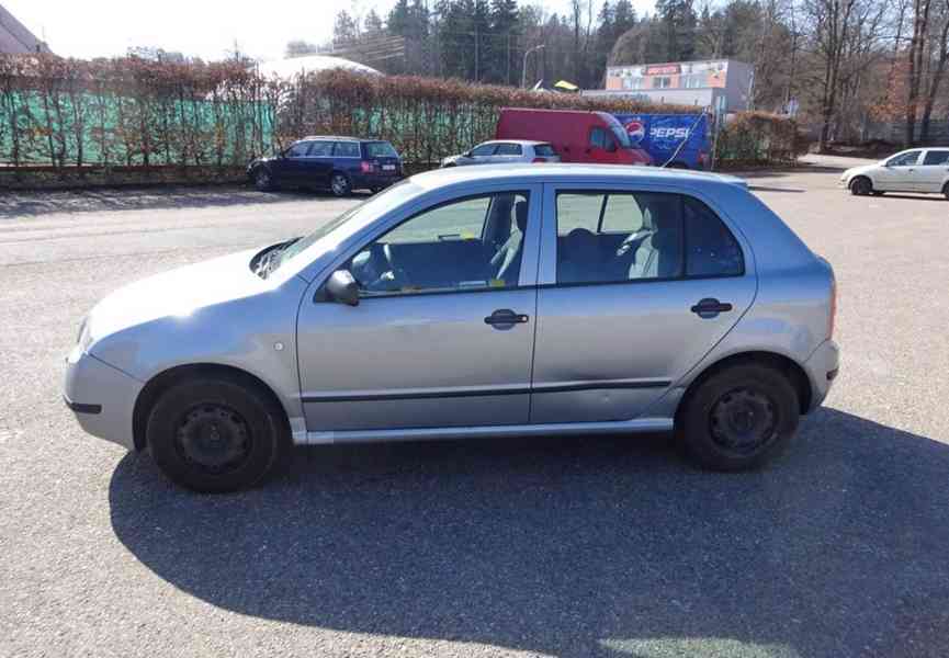 Škoda Fabia 1.2i r.v.2004 1.Maj.serv.kníž.stk:8/2026 - foto 2