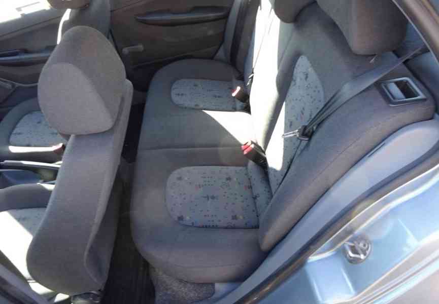 Škoda Fabia 1.2i r.v.2004 1.Maj.serv.kníž.stk:8/2026 - foto 13