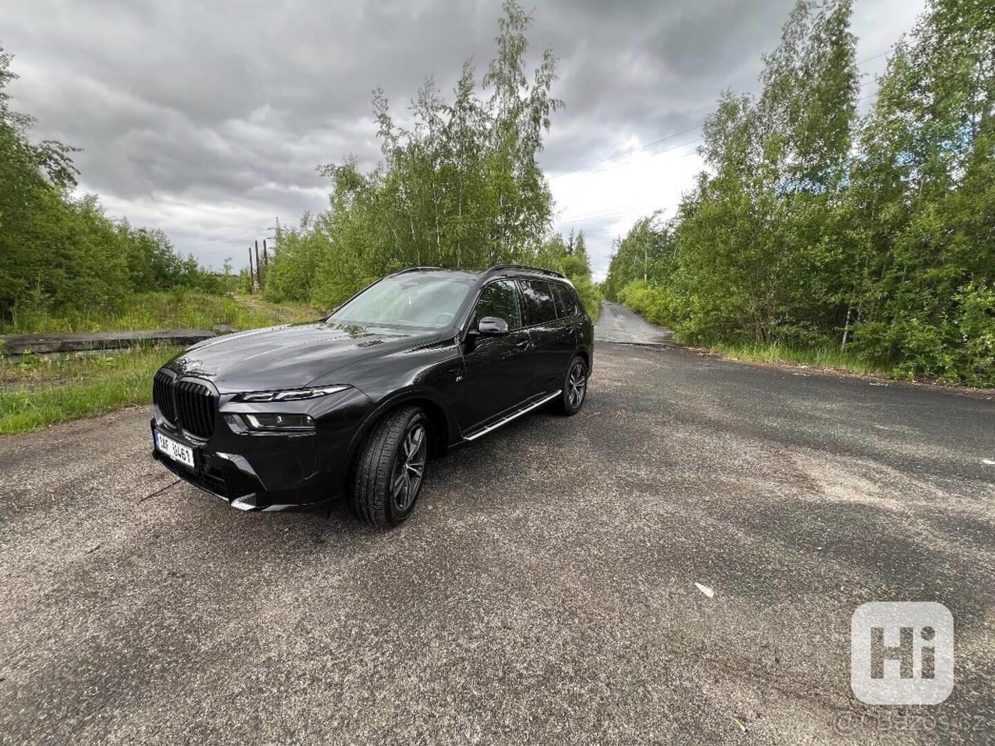 BMW X7 xDrive 40d, M-Packet, PANO - foto 1