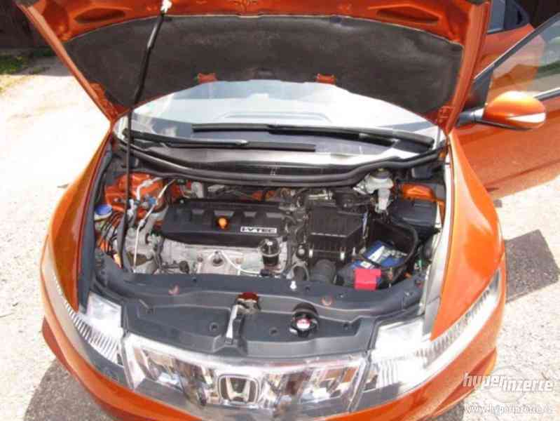 Honda Civic 1.8i-VTEC Sport - foto 4