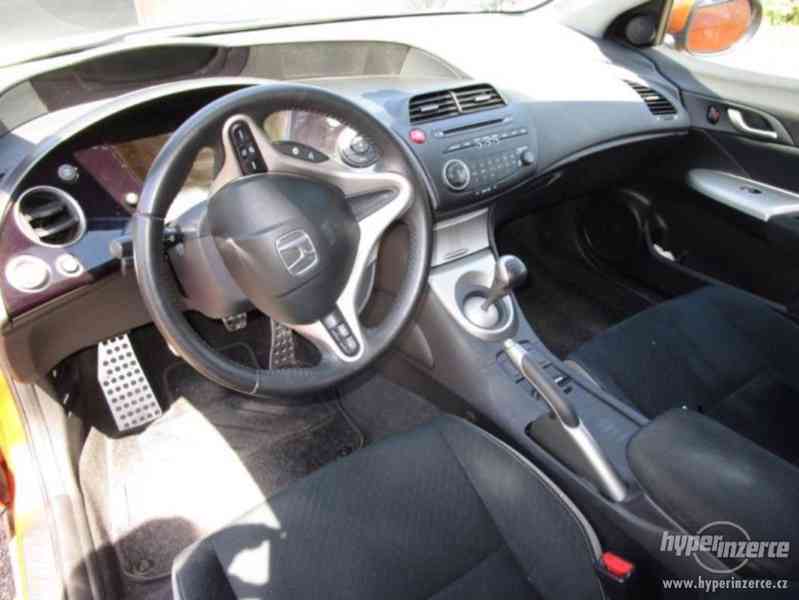 Honda Civic 1.8i-VTEC Sport - foto 8