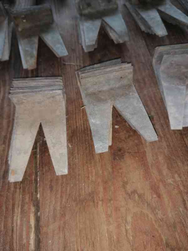 Klempířské příponky-sukýnky  - foto 3