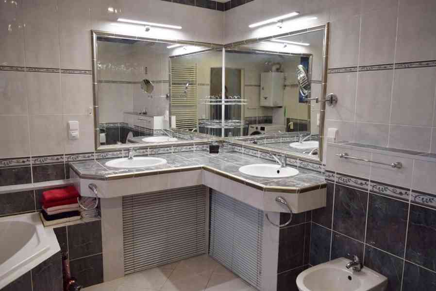 Prodej rodinného domu-poloviny dvojdomku v Batňovicích - foto 17