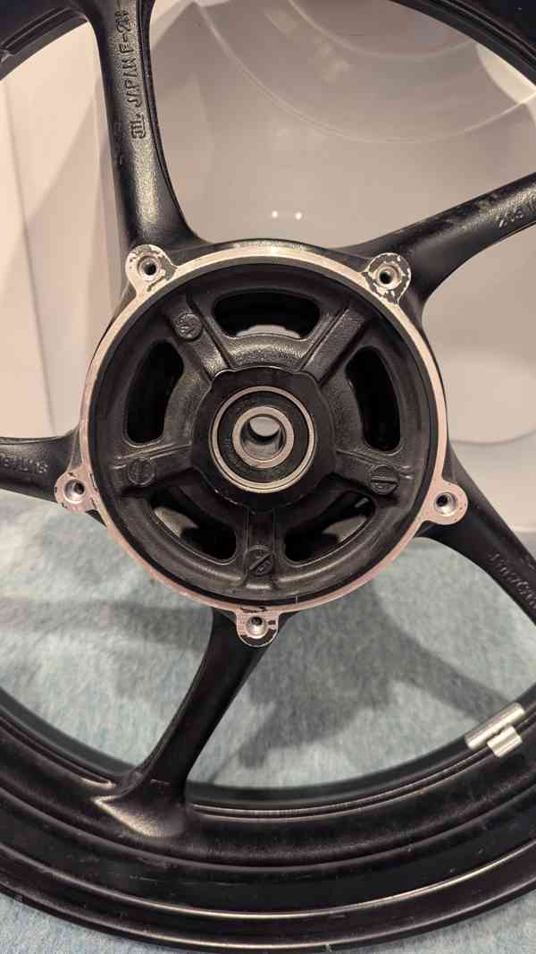 Fz8 - foto 4