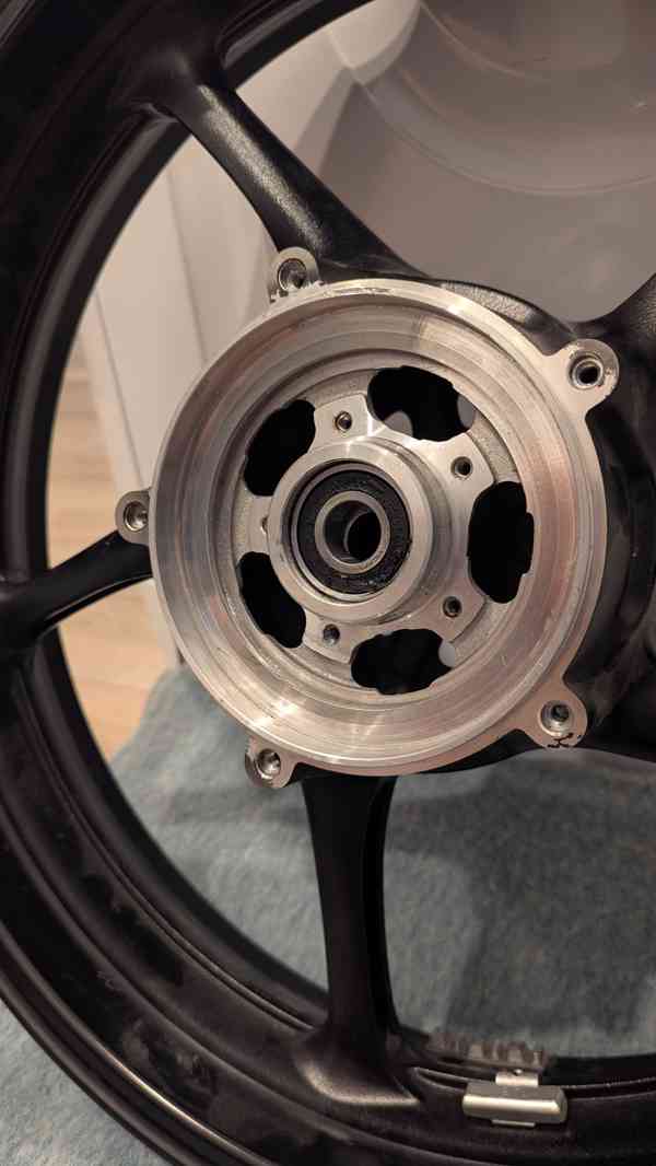 Fz8 - foto 2