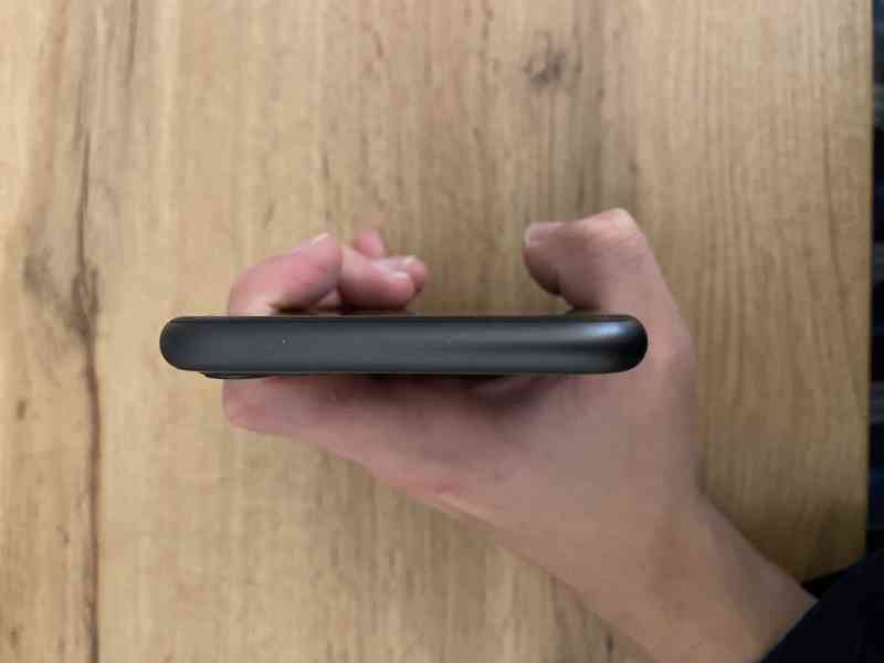 iPhone 11 64 GB - Perfektní stav - foto 5