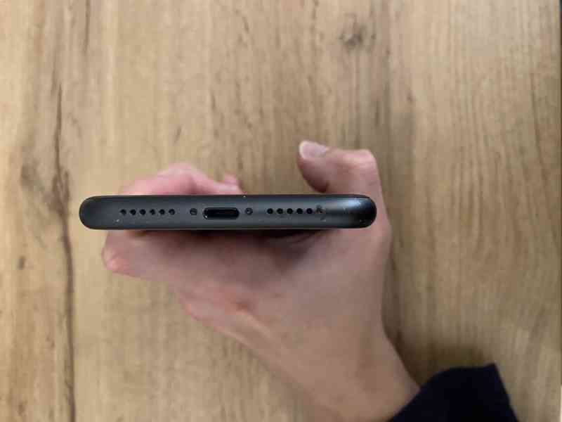 iPhone 11 64 GB - Perfektní stav - foto 6