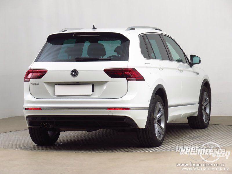 Volkswagen Tiguan 2.0, nafta, rok 2019 - foto 20