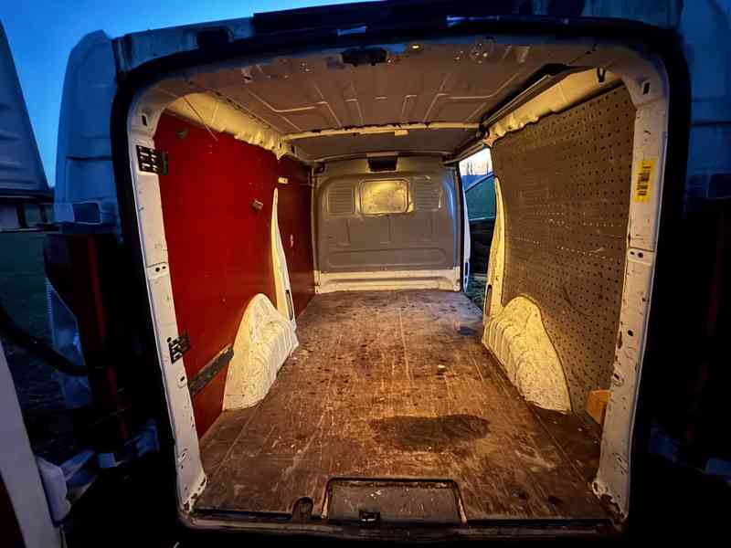 Peugeot expert 94 kW 2.0 HDI L1H2  - foto 15