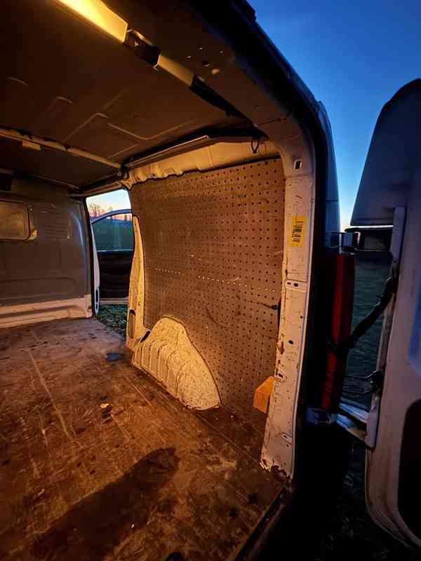 Peugeot expert 94 kW 2.0 HDI L1H2  - foto 14