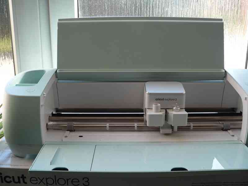 Řezací plotr Cricut Explorer 3 - foto 2