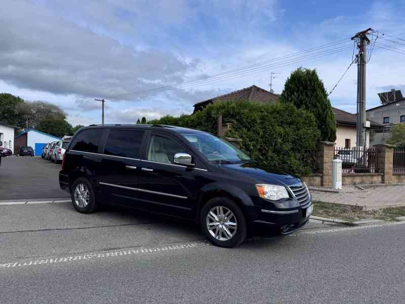 Chrysler Town Country RT 4,0 V6 Limited LPG 2008 - foto 1