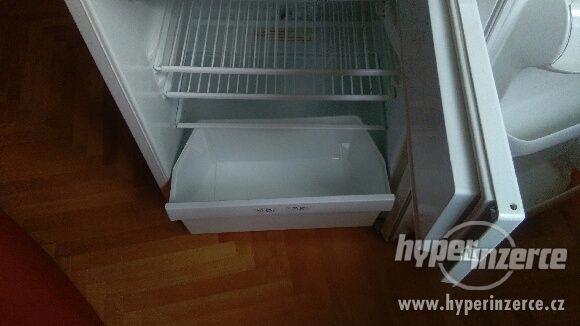 PRODEJ MALÉ KOMBINOVANÉ LEDNICE - foto 8