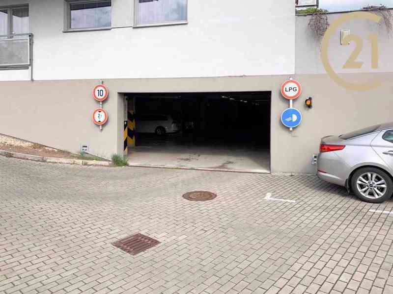 Garážové parkovací stání, 15 m2 - Praha, Kyje - foto 4