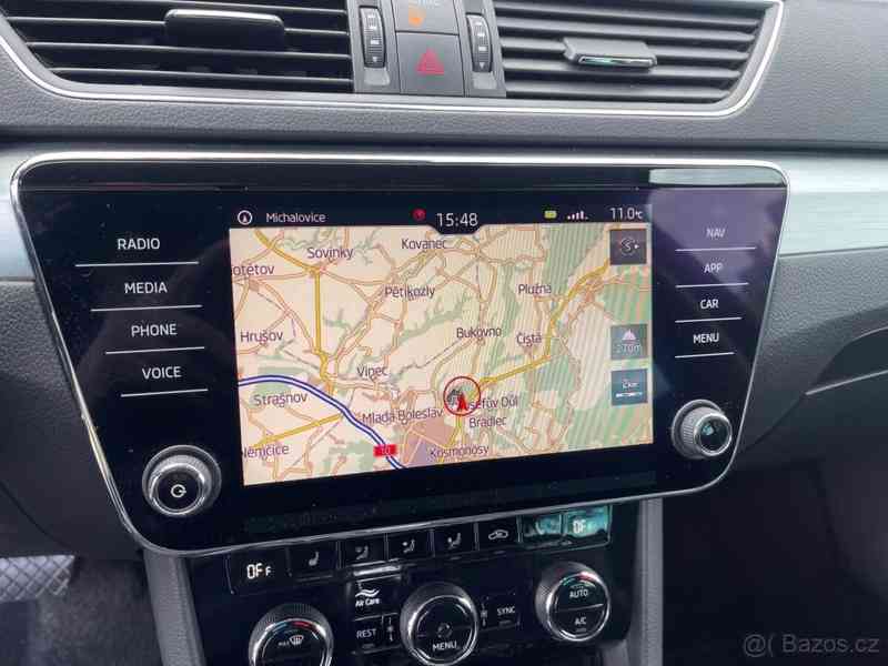 Škoda Superb 1,5   3 TSI DSG - foto 9